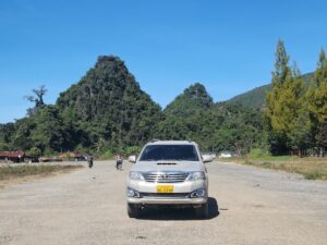 SUV 4WD 3 seats