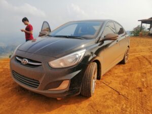 Sedan 3 seats